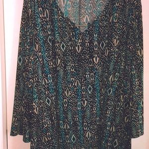 Avenue Sharkbite Print Top - 4x